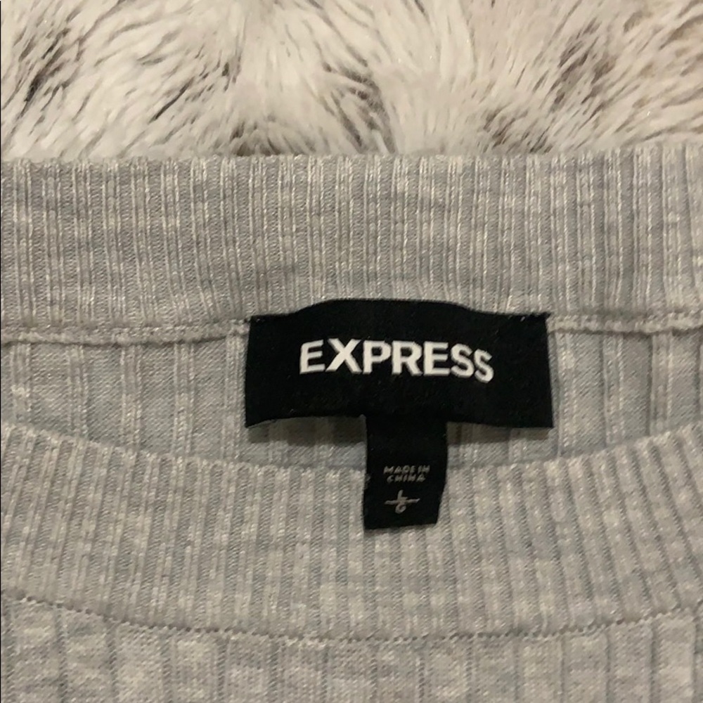 Express sweater - Picture 2 of 2